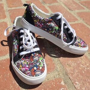 Super Mario Sneakers Big Kids 5 Black Super Mario Print‎ EUC